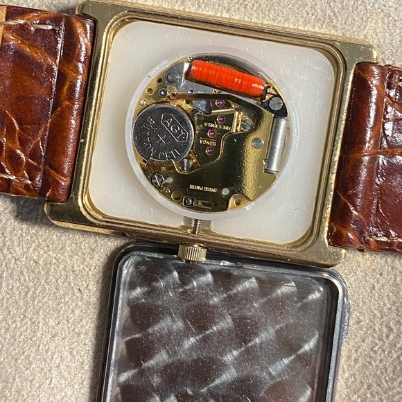 Belair Swiss Art Deco Tank Watch - Picture 8 of 10